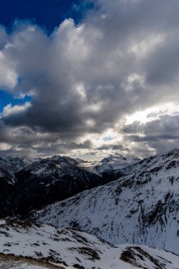 Muhteşem kış dağlar manzara