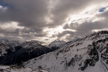Muhteşem kış dağlar manzara