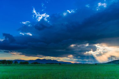 Akşam muhteşem günbatımı