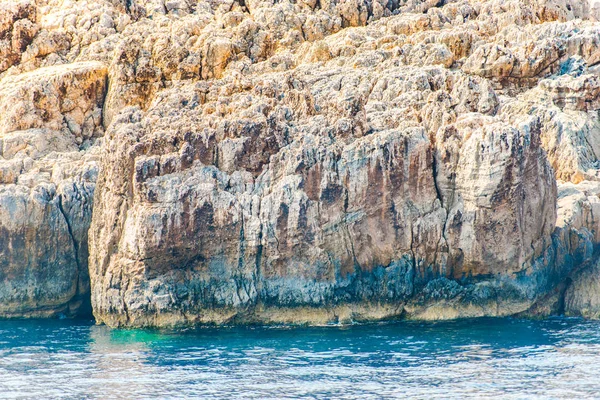 Pittoresca Vista Sulla Scogliera Sul Mare Grecia — Foto Stock