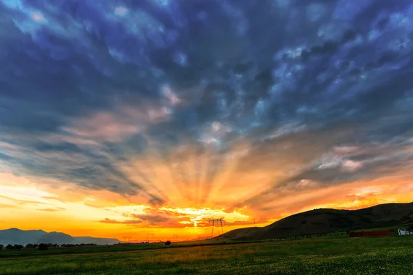 Cielo Colinas Atardecer Azul Oscuro — Foto de Stock