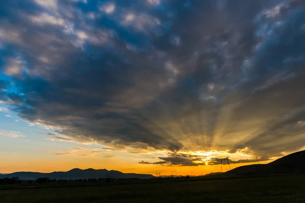 Céu Azul Escuro Por Sol Colinas — Fotografia de Stock