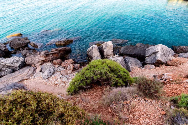 Wilde Klare Meeresküste Mit Felsen — Stockfoto