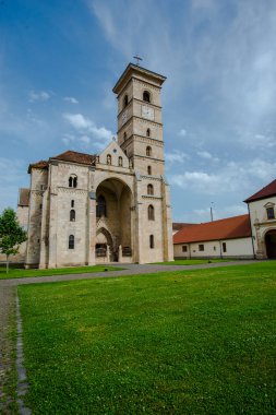 Avlulu Ortodoks kilisesi, Romanya.