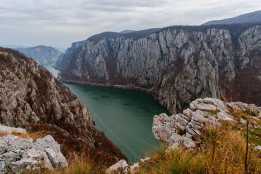 Sonbaharın güzel tuna gorge