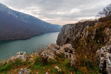 Sonbaharın güzel tuna gorge