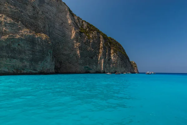 Enorme Acantilado Con Mar Despejado Fondo Natural — Foto de Stock