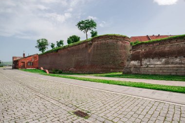Bahçe içinde eski kale