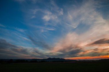 Akşam muhteşem günbatımı
