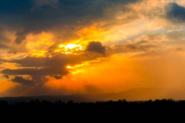 Akşam muhteşem günbatımı