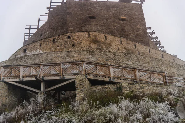 Ancien Fort Ruine Avec Des Plantes Congelées Hiver — Photo