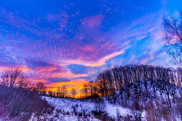 Красивий Яскравий Барвистий Захід Сонця Небі Сільській Місцевості — стокове фото