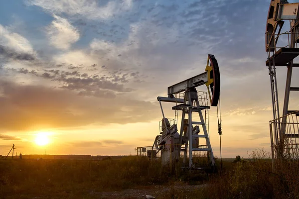 Produzione Tecnologica Petrolio Gas Produzione Trasporto Lavorazione Petrolio Gas Produzione Foto Stock