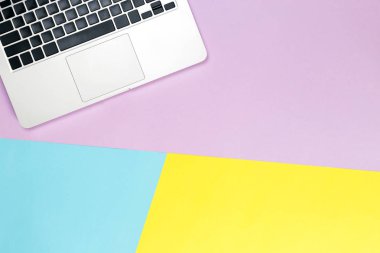 dizüstü bilgisayar arka plan, dizüstü bilgisayar, akıllı telefon ve c ile modern işyeri