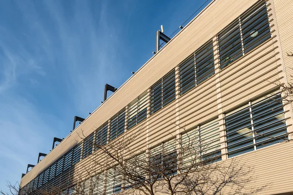 Parte de un pequeño edificio exterior — Foto de Stock