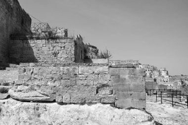 Sassi di Matera, İtalyan eski mağara köyde eski mağara ev.