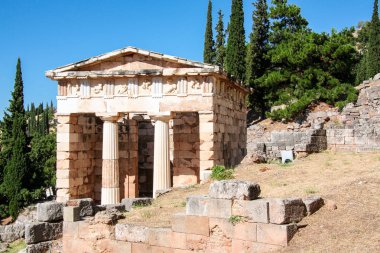 Delphi, Atina hazine. Mount Parnassos arkeolojik ücreti. Apollo, Yunanistan, Unesco kutsal.