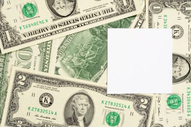 Dolar banknotlar arka plan beyaz üzerinde kopya alanı ile. Yüksek çözünürlüklü fotoğraf yakın çekim makro.