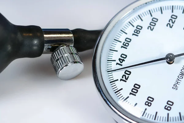 Sphygmomanometer closeup macro, blood pressure measurement medical equipment. Tonometer, medical tool close up high resolution. — Stock Photo, Image