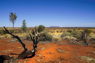 Uzaktaki Conner Dağı
