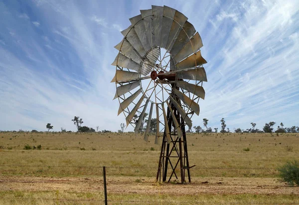 Australský Větrný Mlýn Okraji Queenslandu Austrálie — Stock fotografie