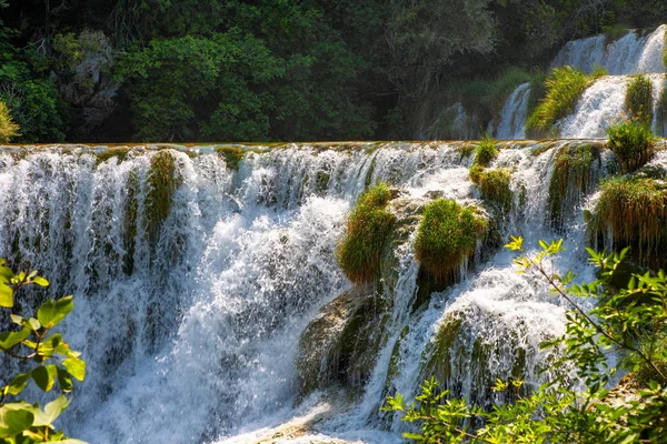 Деталь Каскадного Водопада Национального Парка Крка Хорватии — стоковое фото