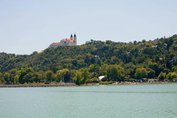 Tihany Pueblo Con Monasterio Lago Balaton Hungría —  Fotos de Stock