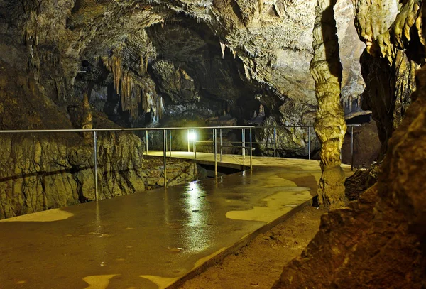 Туристичний Шлях Печері Dripstone Aggtelek Угорщина — стокове фото
