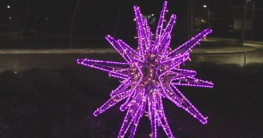 Yeni Yıl sokak dekorasyonu