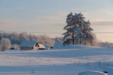 Rusya 'da kar yağan soğuk ve kış manzaraları