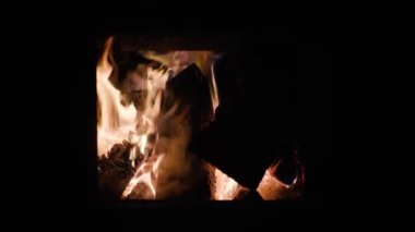 şömine odun yakacak yanıklar