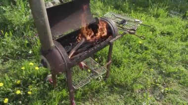 kızartma kebaplar için ev yapımı ızgara