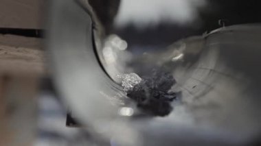 buz sarkıtı drenajda erir