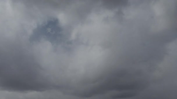 White clouds in the blue sky timelapse video — Stock Video