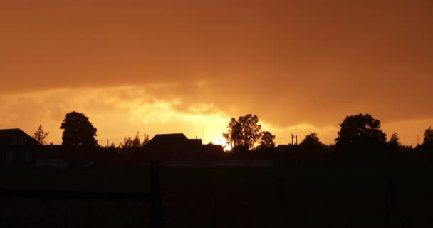 Hermoso atardecer en Rusia y naturaleza video 4k — Vídeo de stock