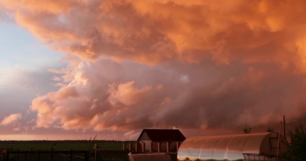 Hermoso atardecer en Rusia y naturaleza video 4k — Vídeo de stock