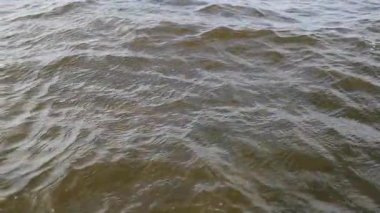 denizden su yavaş hareket