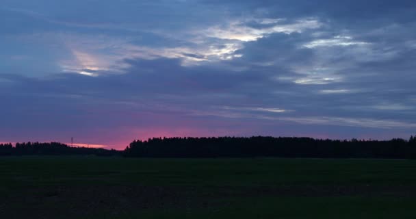 Движение облаков во время захода солнца видео 4k — стоковое видео