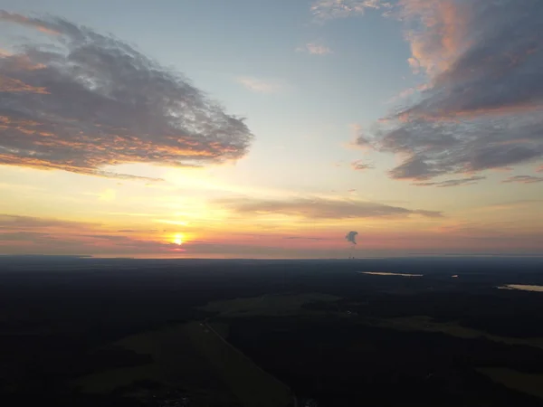 Захід сонця небо з фоном хмар — стокове фото