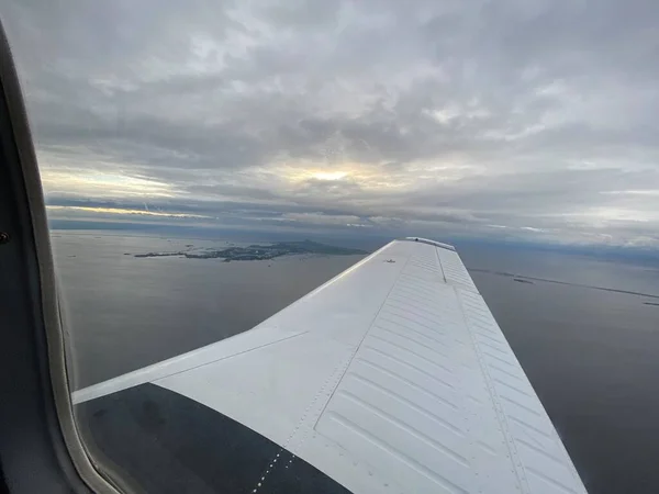 Composição da aeronave. Transporte aéreo. Viajar de avião — Fotografia de Stock