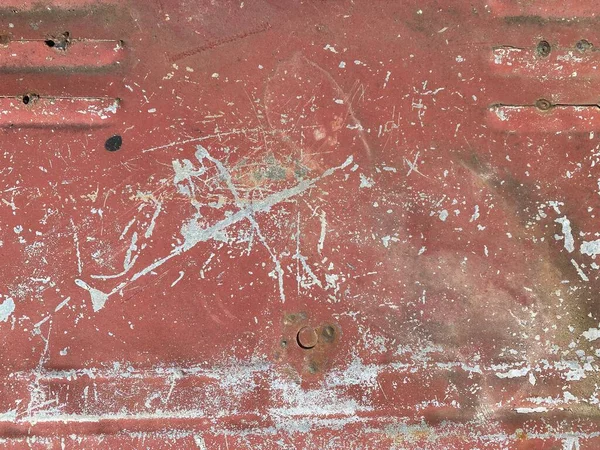 古い傷赤塗装金属表面の背景 — ストック写真