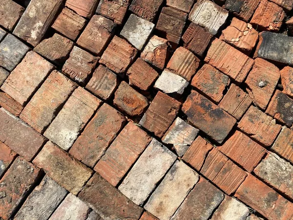 Czerwone stare cegły umieszczone w jednej płaszczyźnie — Zdjęcie stockowe