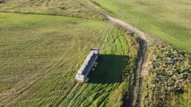 saman havası video rulolarının taşınması