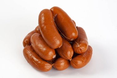 Sosis haşlama. Doğal et pişmiş, onlar güç ve vivacity verir. Bu kahvaltı için iyi bir yemektir.