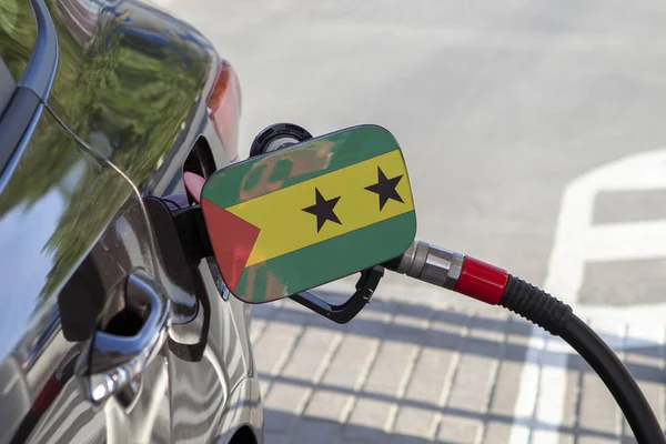 Vlag Van Sao Tomé Principe Auto Brandstoftank Vuller Flap Auto — Stockfoto