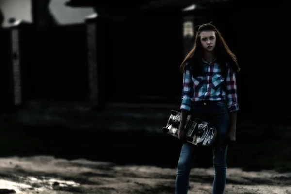 Dark Moody Image Young Girl Skateboard Her Arm Standing Urban — Stock Photo, Image