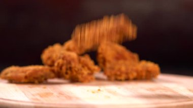 Batırdın düşen kızarmış tavuk kanadı