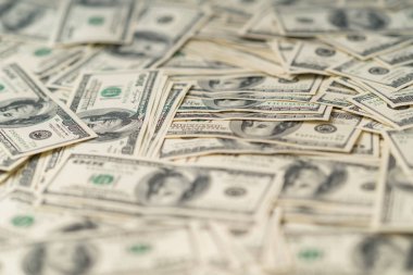 Eğik açısı sığ dof görünümde birden çok YTL banknotların arka plan dokusu