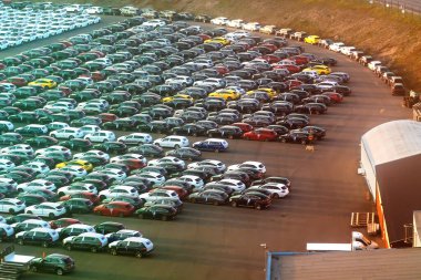 Motorlu araçlar için büyük depolama alanı