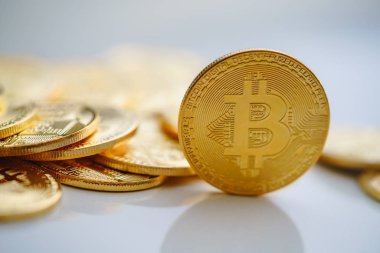Closeup altın bitcoins, Cryptocurrency iş kavramı